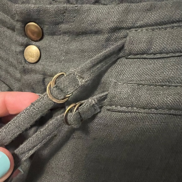 Olive green linen pants - Picture 2 of 7